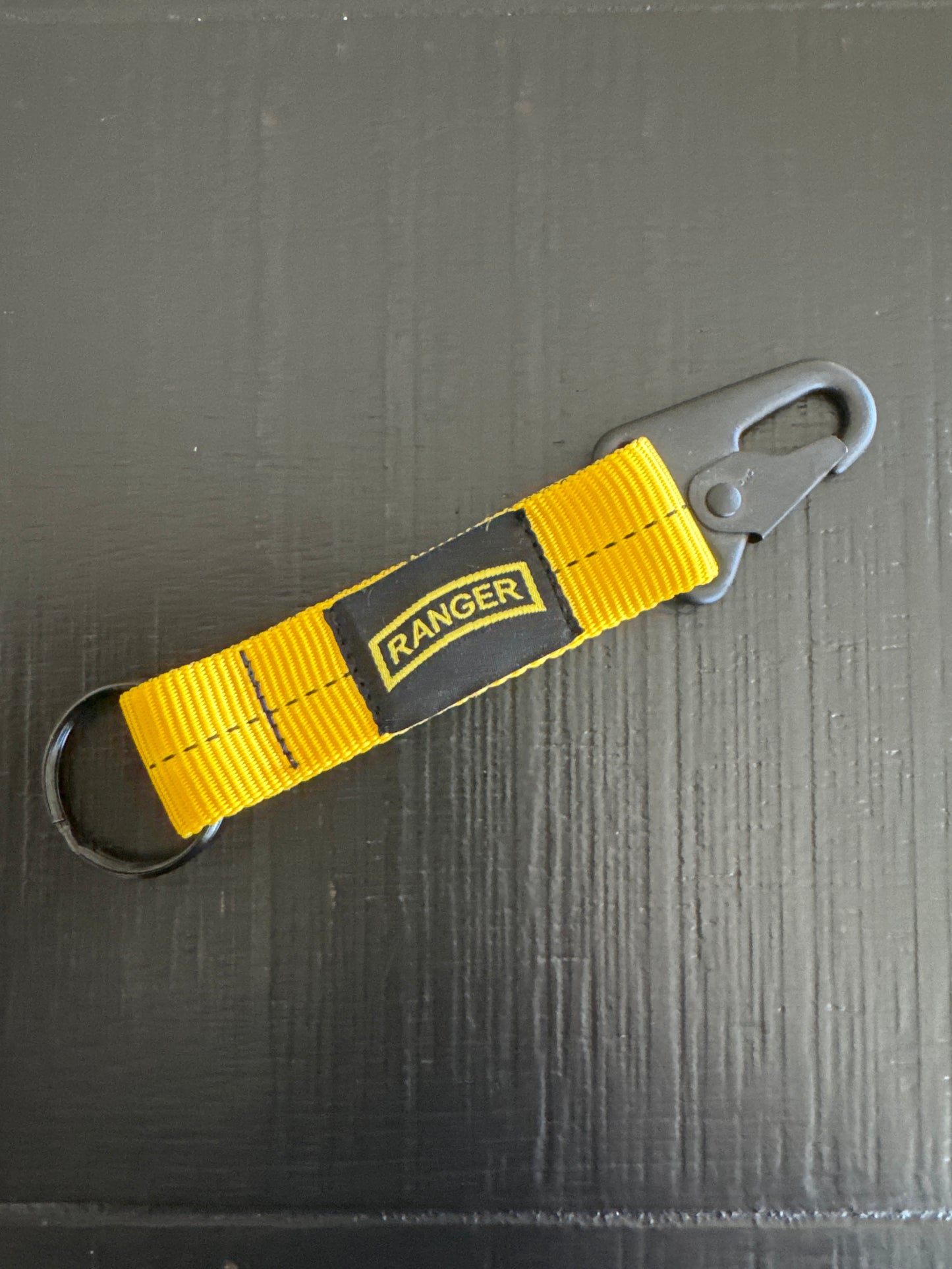 4-in-the-Hand Static Line Lanyard Keychain