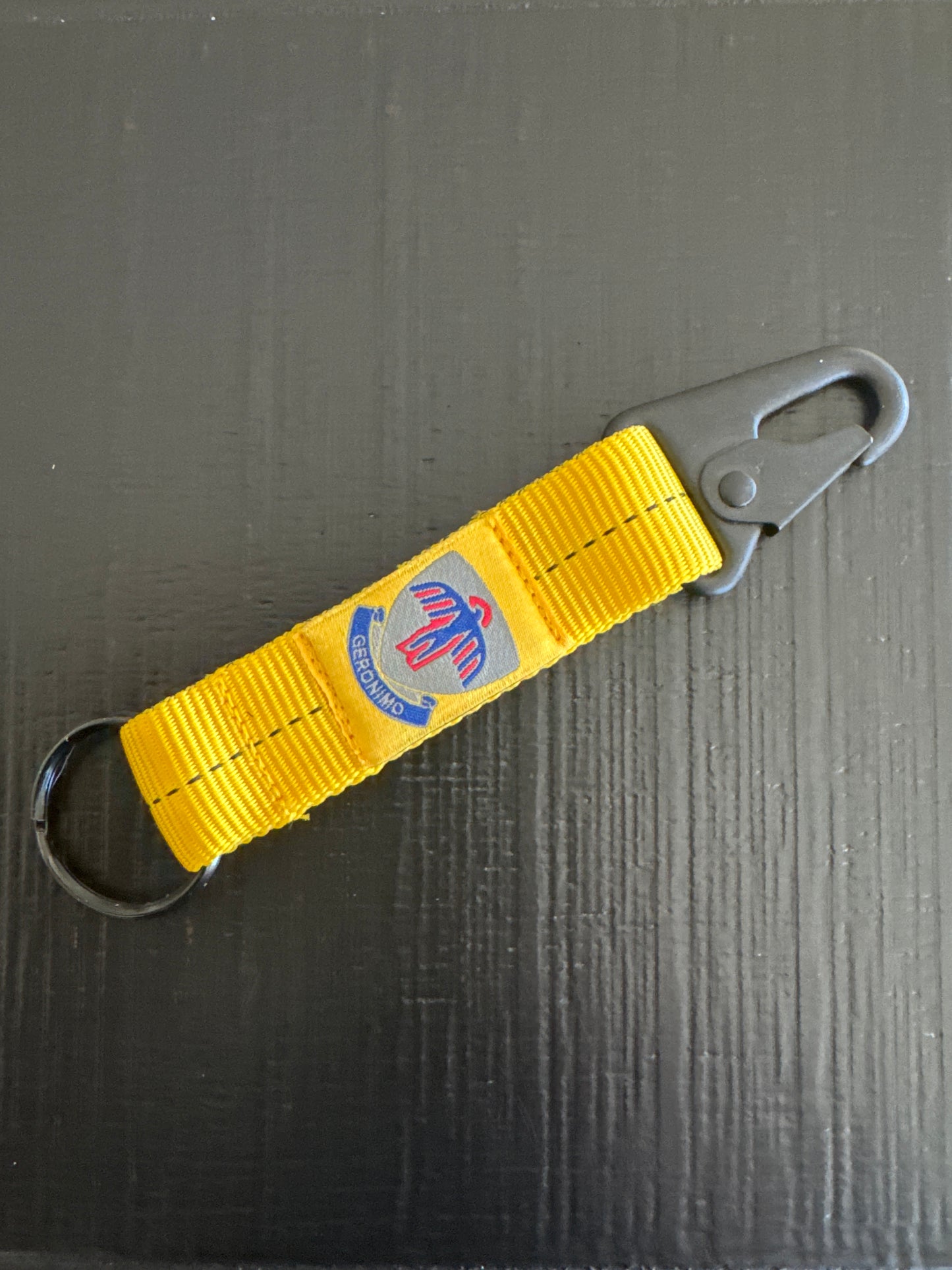 4-in-the-Hand Static Line Lanyard Keychain