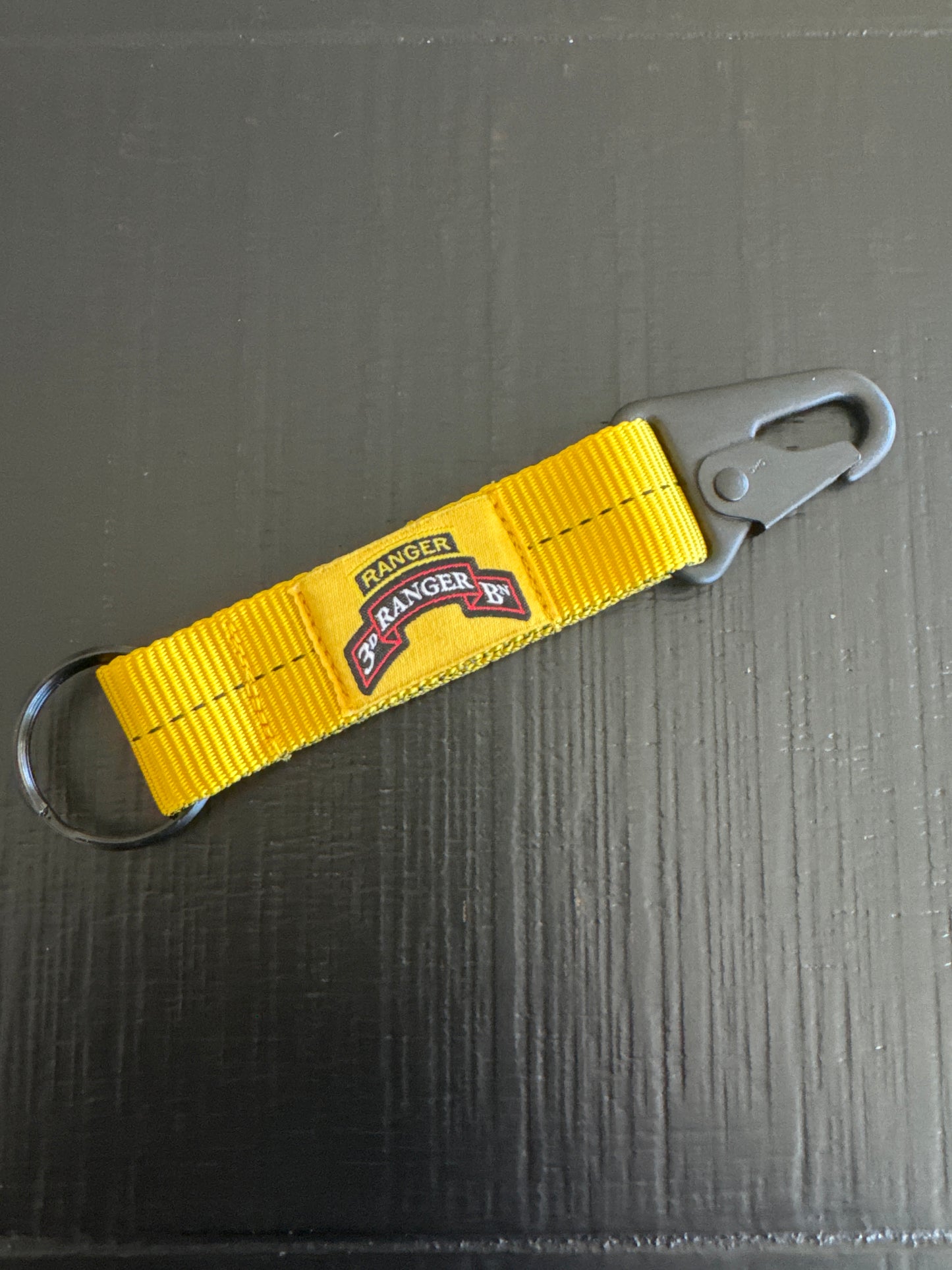 4-in-the-Hand Static Line Lanyard Keychain