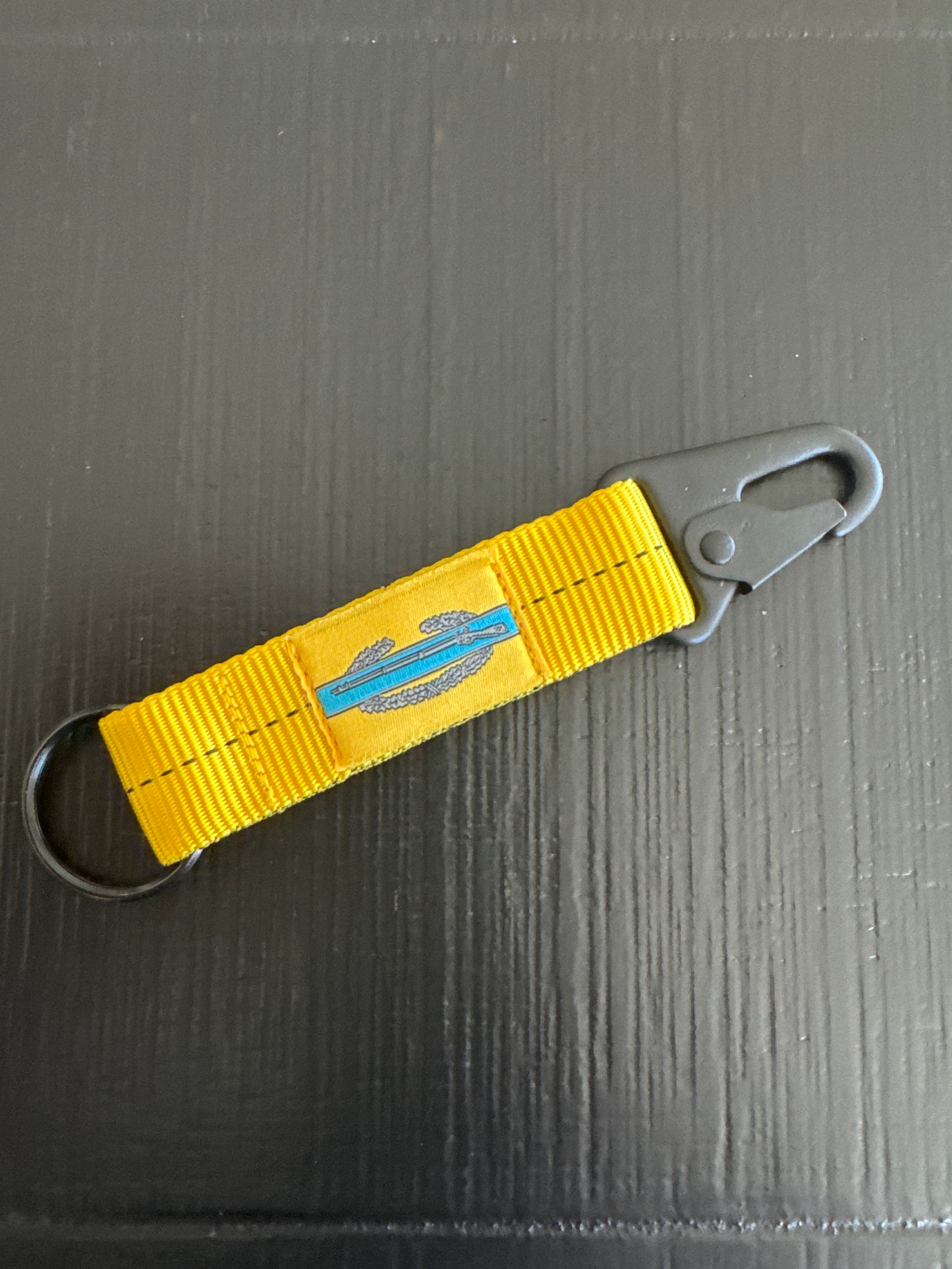 4-in-the-Hand Static Line Lanyard Keychain