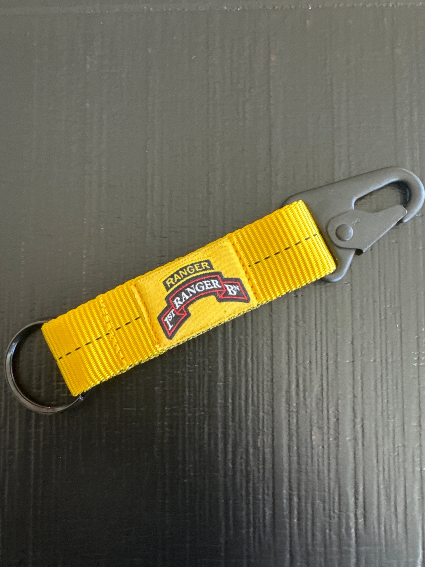 4-in-the-Hand Static Line Lanyard Keychain