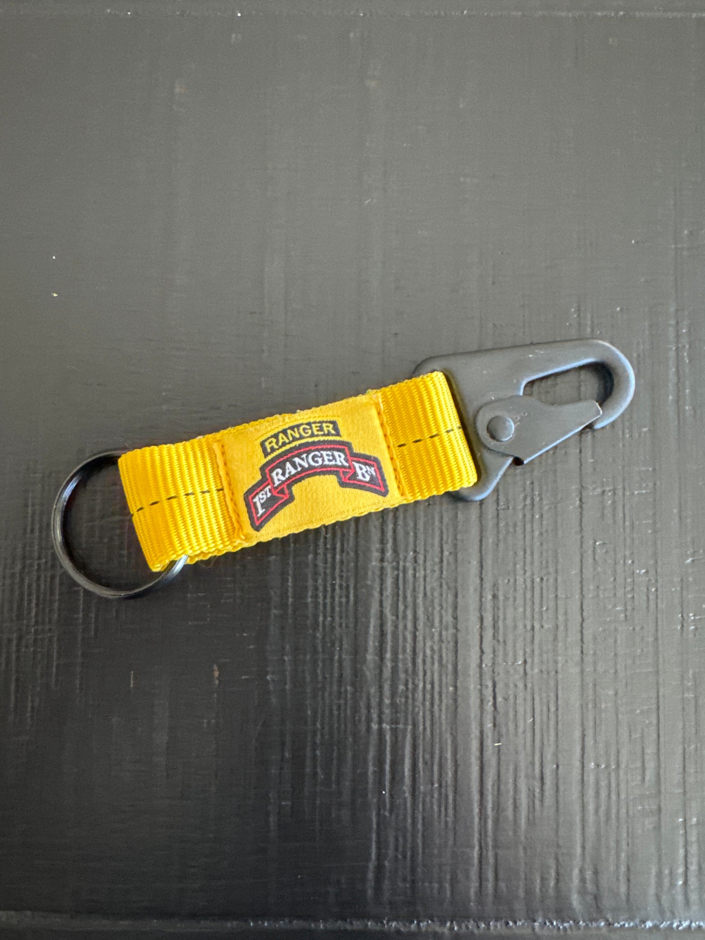 2-Below-Bite Static Line Lanyard Keychain