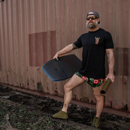 Charlie Don't Surf Men's T-Shirt