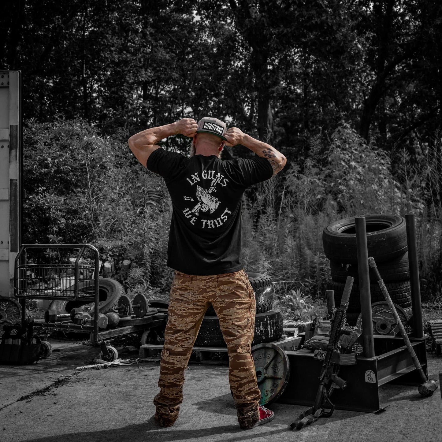 In Guns We Trust Men's T-Shirt