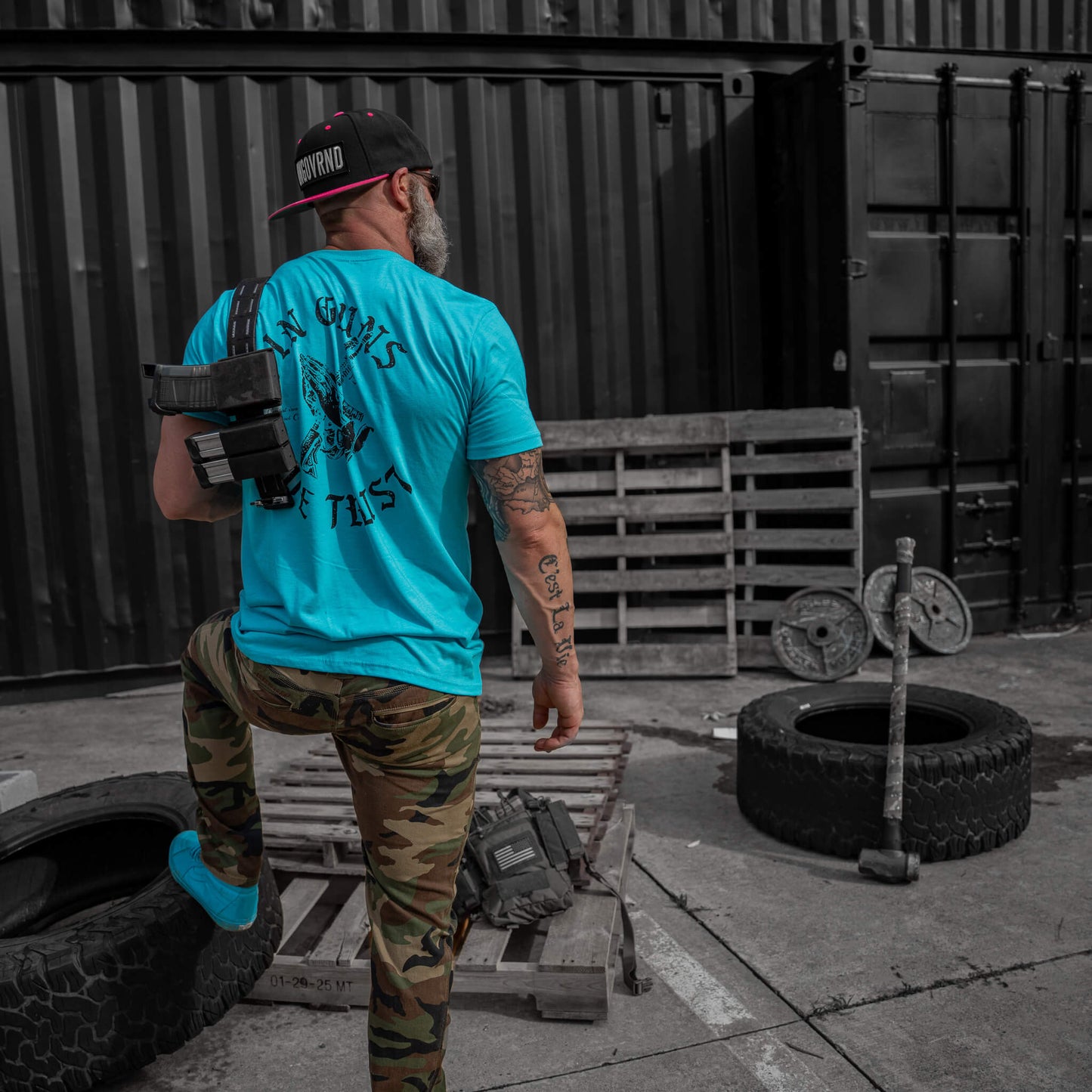 In Guns We Trust Men's T-Shirt