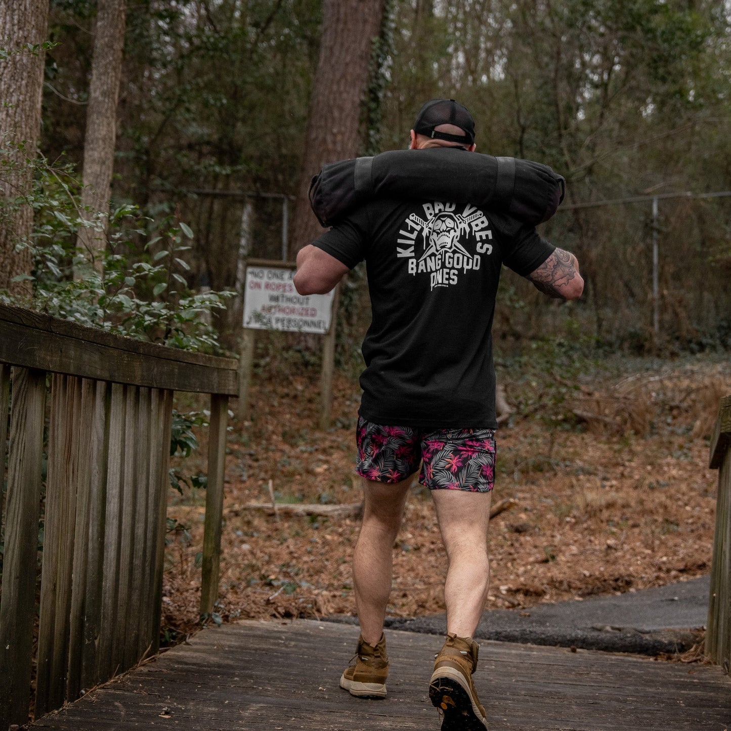 Kill Bad Vibes. Bang Good Ones Skull Men's T-Shirt