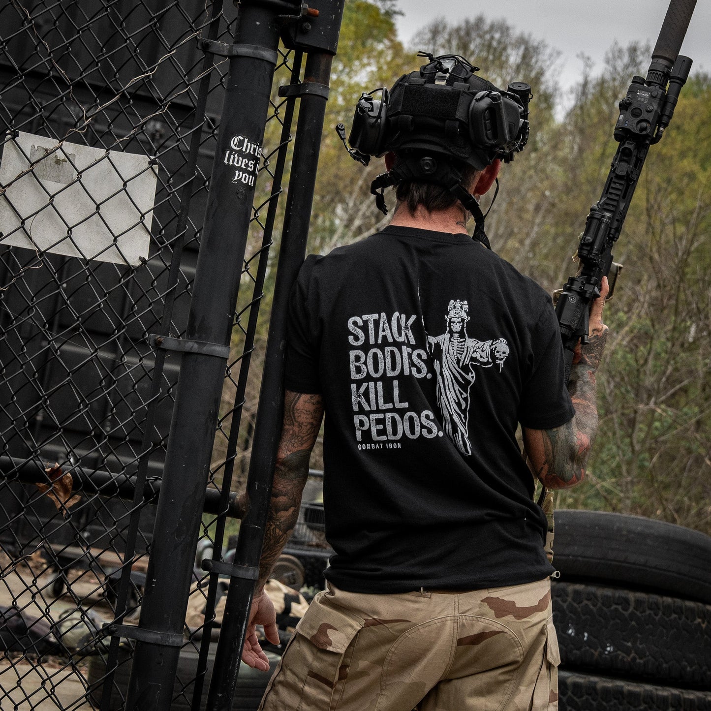 Stack Bodies. Kill Pedos. Men's T-Shirt