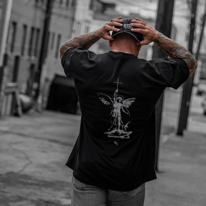 The Lord Is A Man Of War Heavyweight Men's T-Shirt