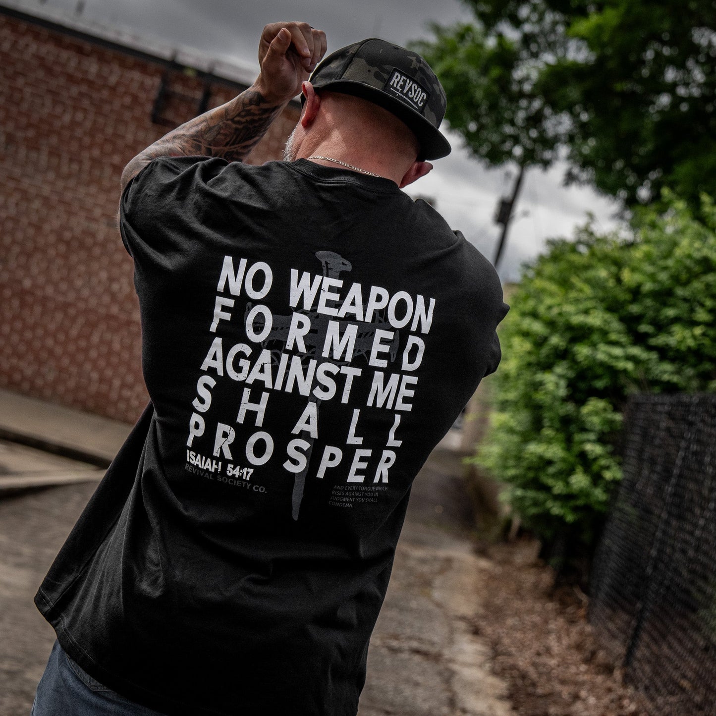 Isiah 54:17 Men's T-Shirt
