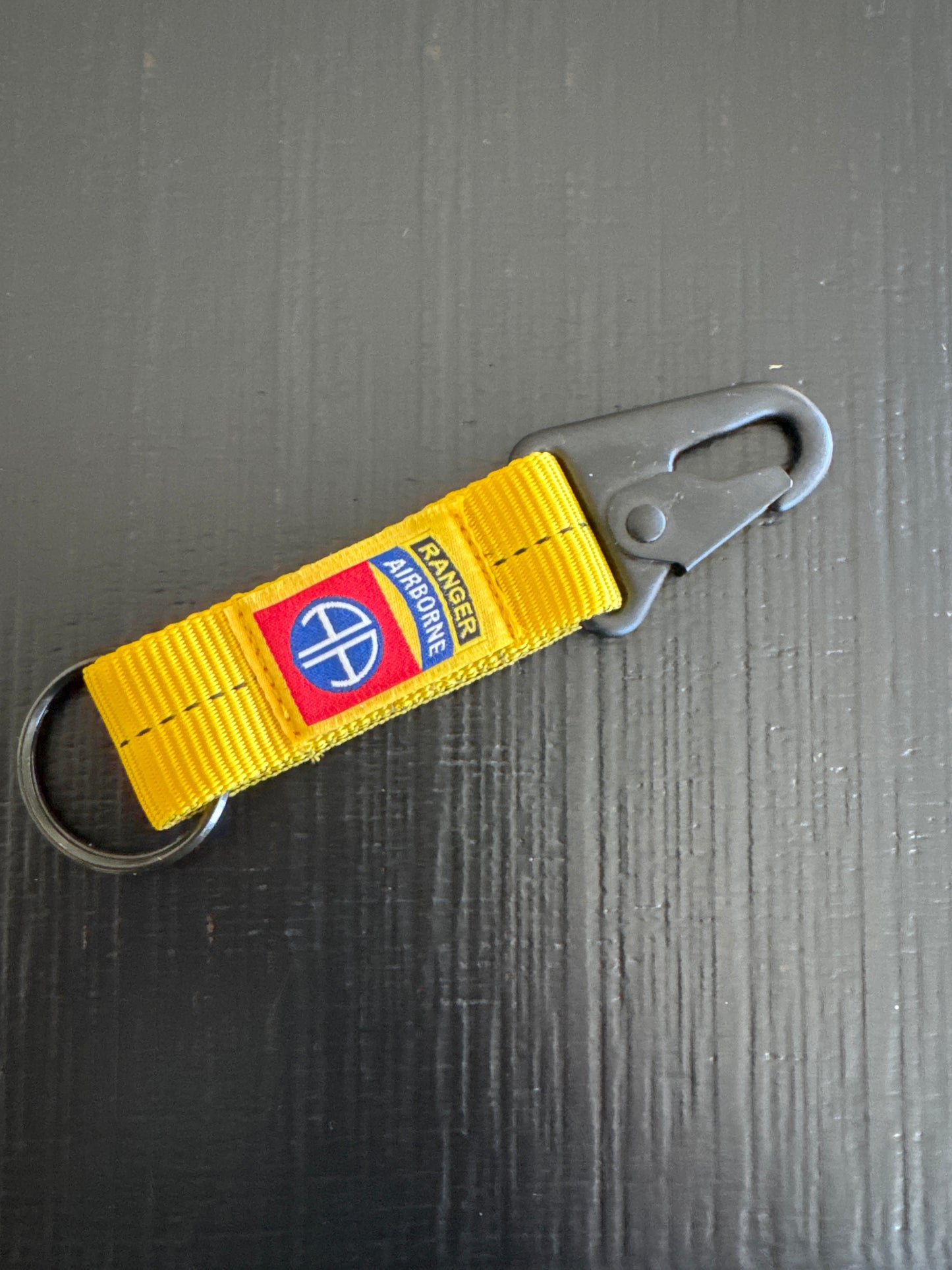 2-Below-Bite Static Line Lanyard Keychain