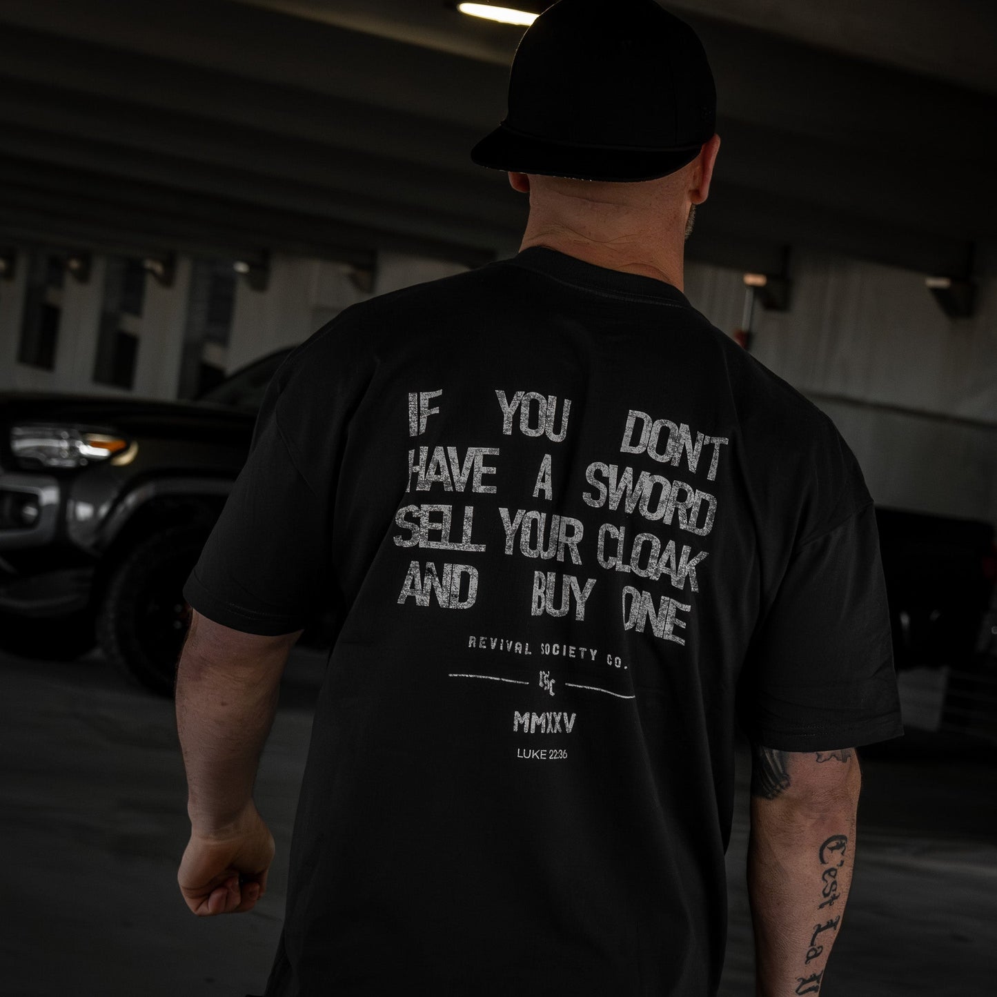 Sell Your Cloak Men's T-Shirt