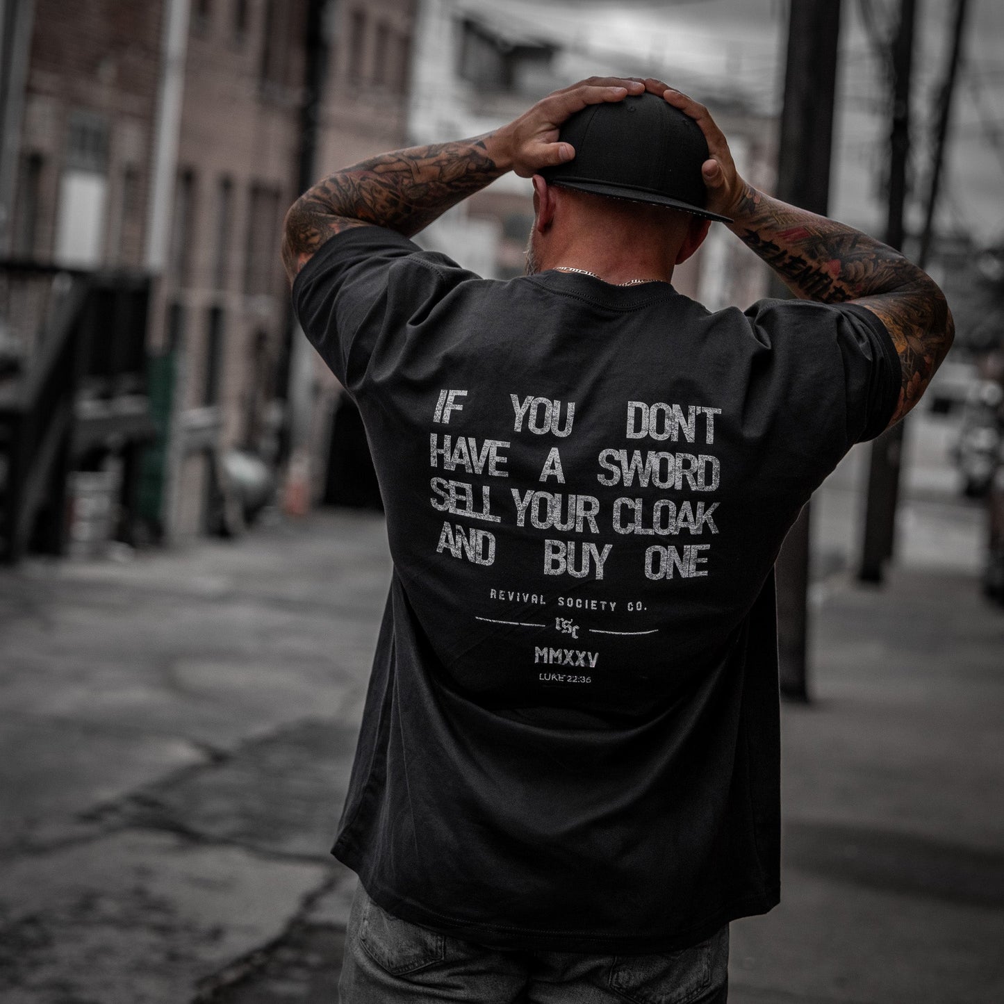 Sell Your Cloak Men's T-Shirt