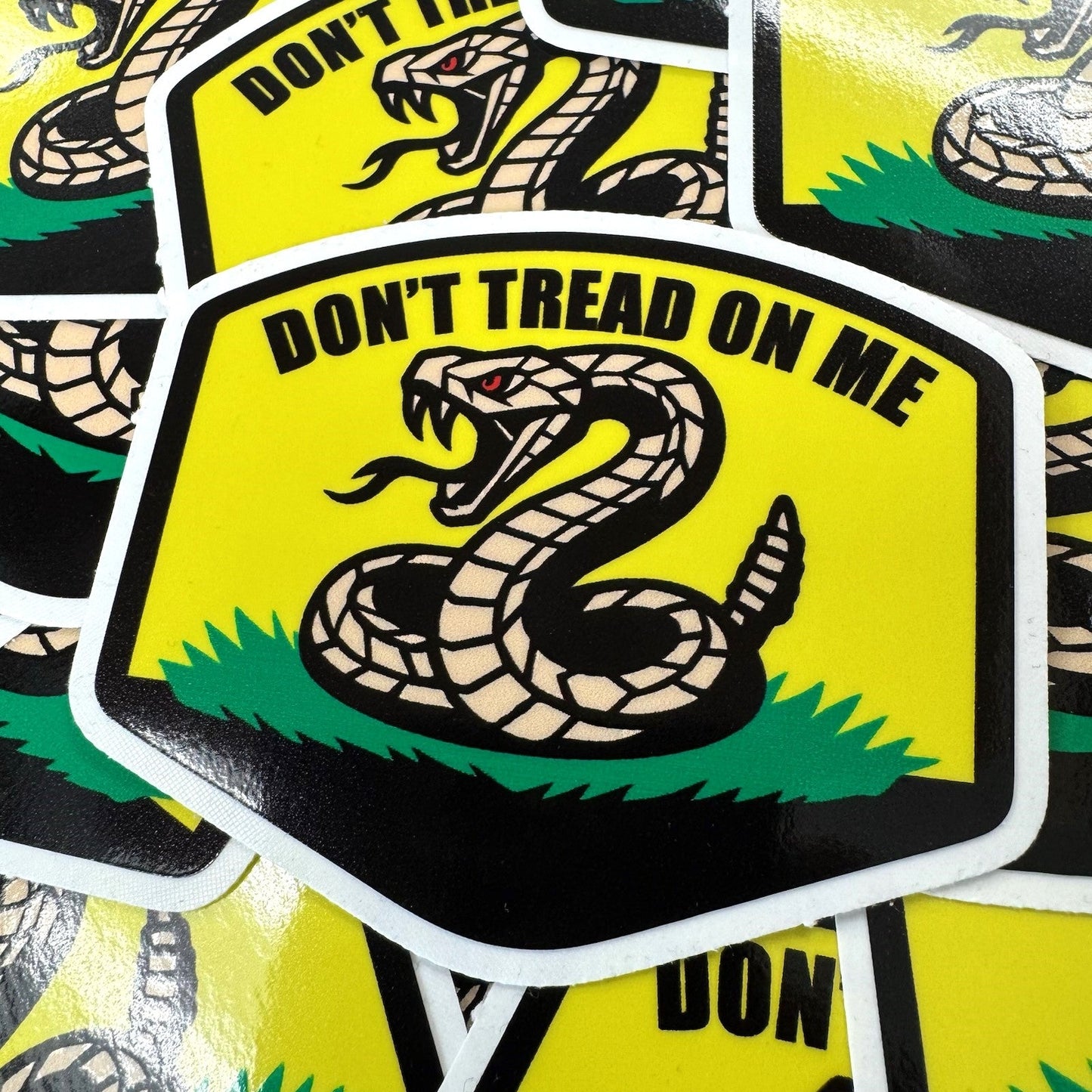 V.2.0 - Don't Tread On Me - 3 Inch - Sticker